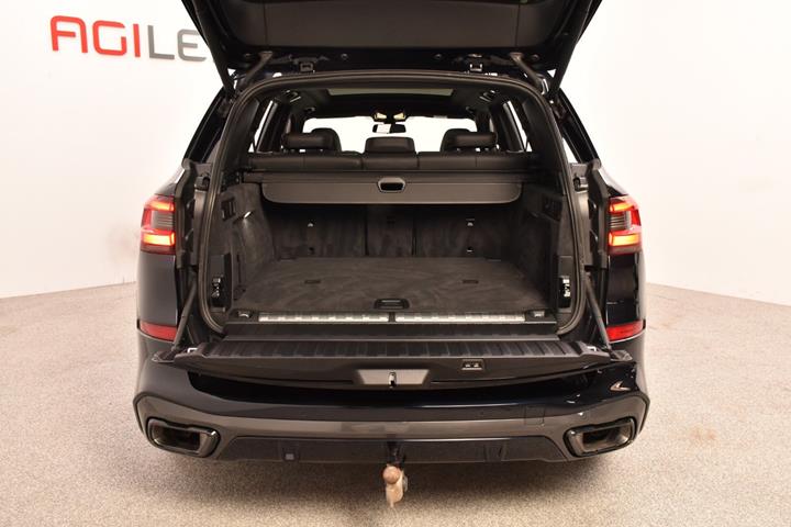 Sort BMW X5 fra 2020