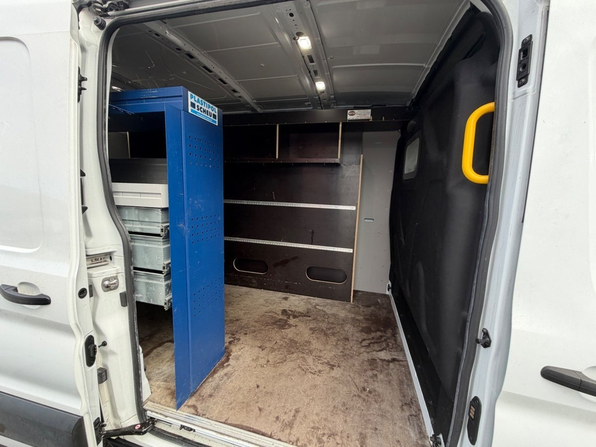 Hvid Ford Transit 350 L2 Van fra 2020