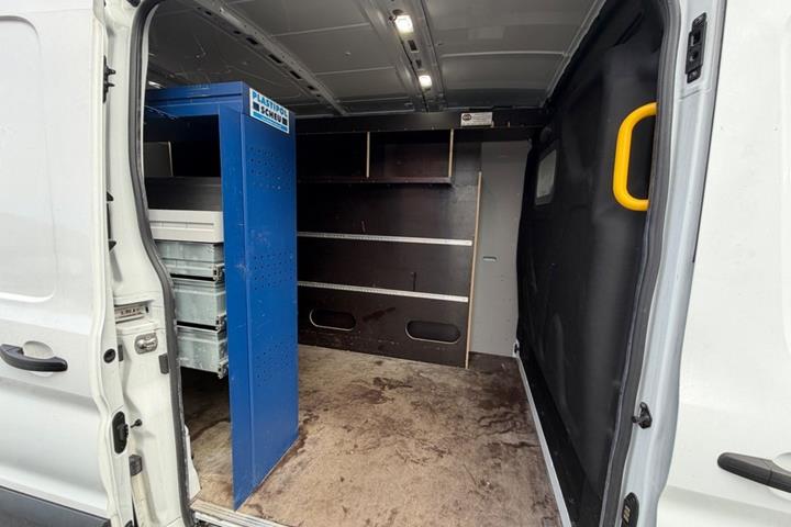 Hvid Ford Transit 350 L2 Van fra 2020