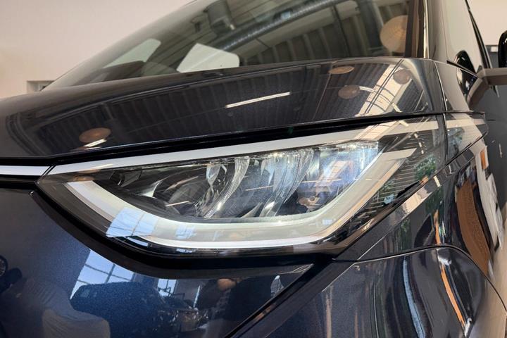Blå VW ID.Buzz fra 2025