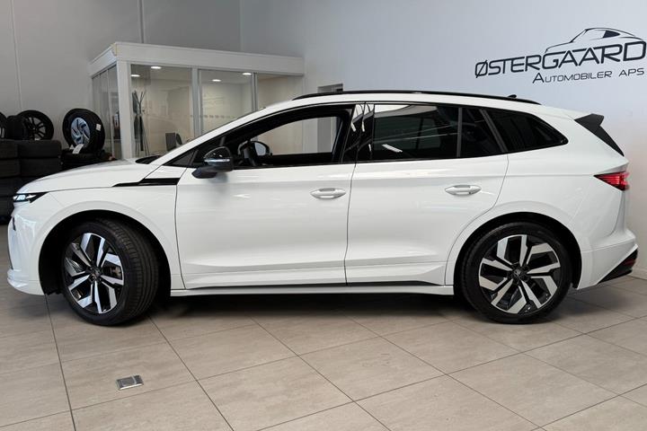 Hvid Skoda Enyaq fra 2026