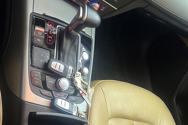 Hvid Audi A6 fra 2014