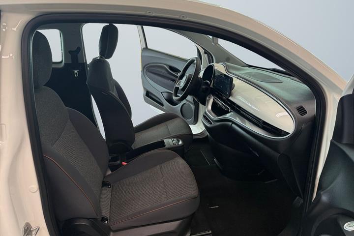Hvid Fiat 500e fra 2022