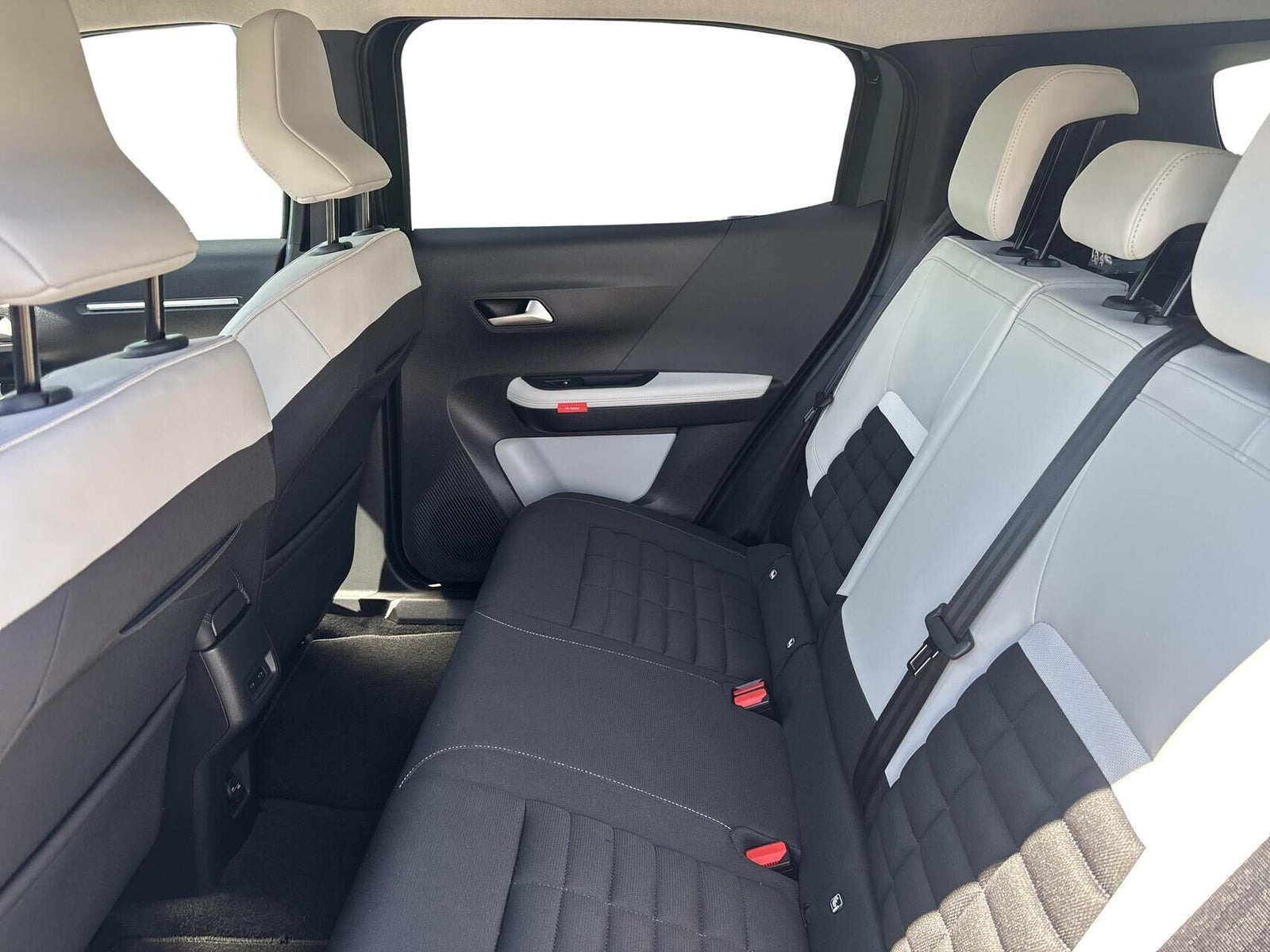 Grøn Citroën e-C3 Aircross fra 2025