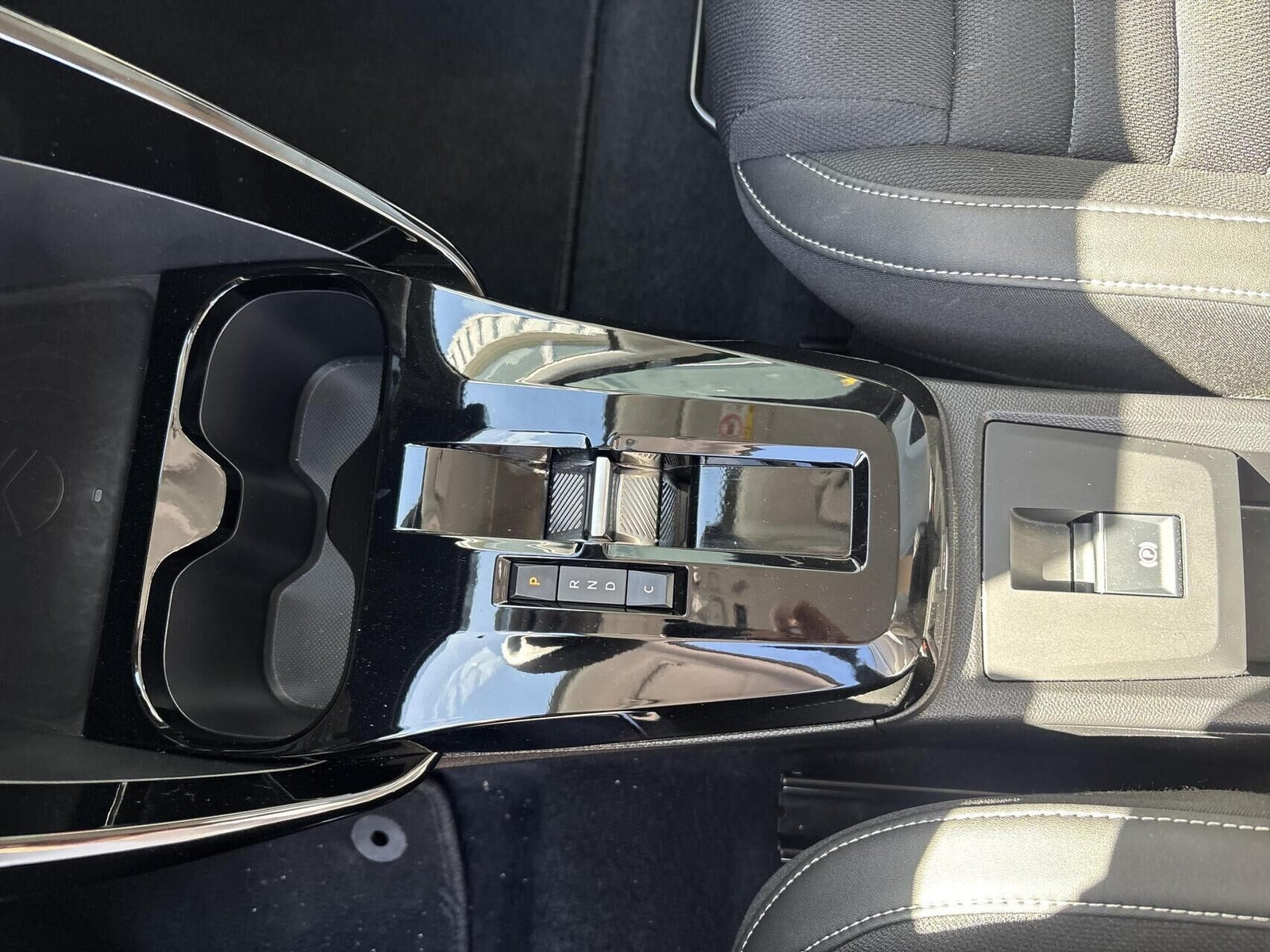 Grøn Citroën e-C3 Aircross fra 2025