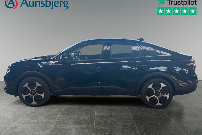 Blå Citroën ë-C4 X fra 2025