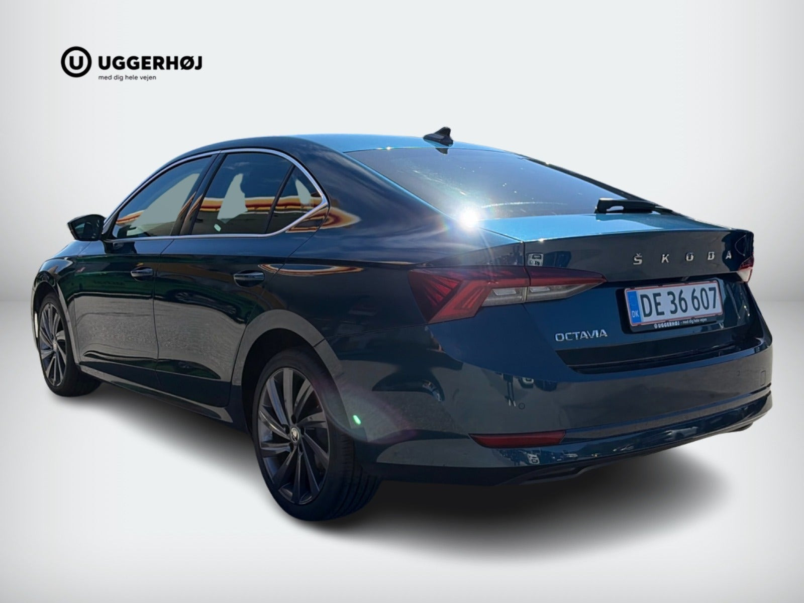 Blå Skoda Octavia fra 2021