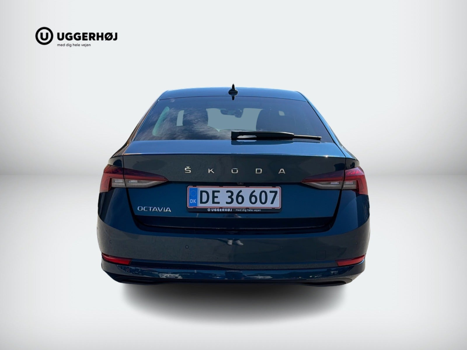 Blå Skoda Octavia fra 2021
