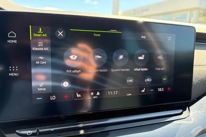 Blå Skoda Octavia fra 2021