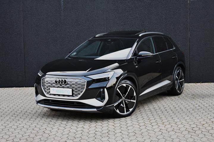 Sort Audi Q4 e-tron fra 2021 set udefra