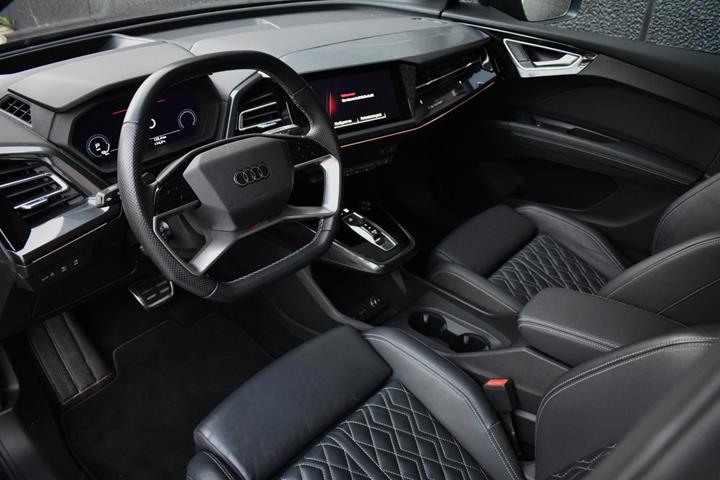 Sort Audi Q4 e-tron fra 2021