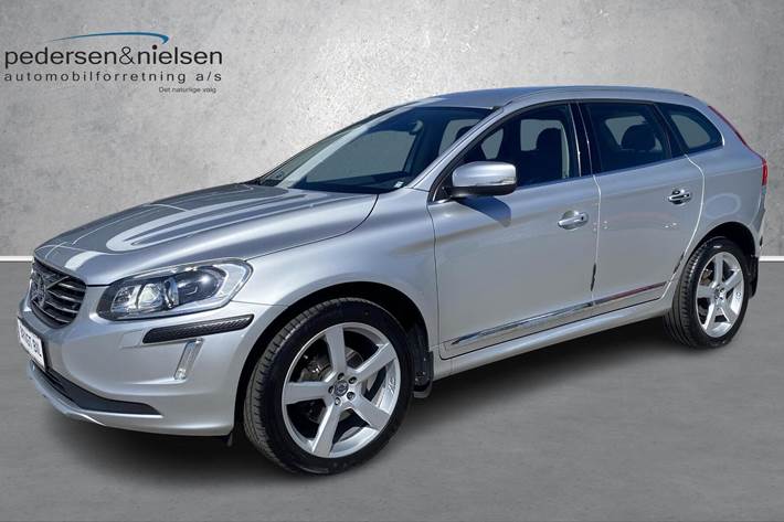 Sølv Volvo XC60 fra 2017