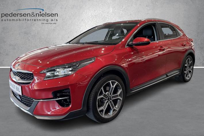 Rød Kia XCeed fra 2020