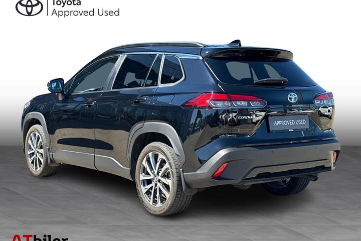 Sort Toyota Corolla Cross fra 2022