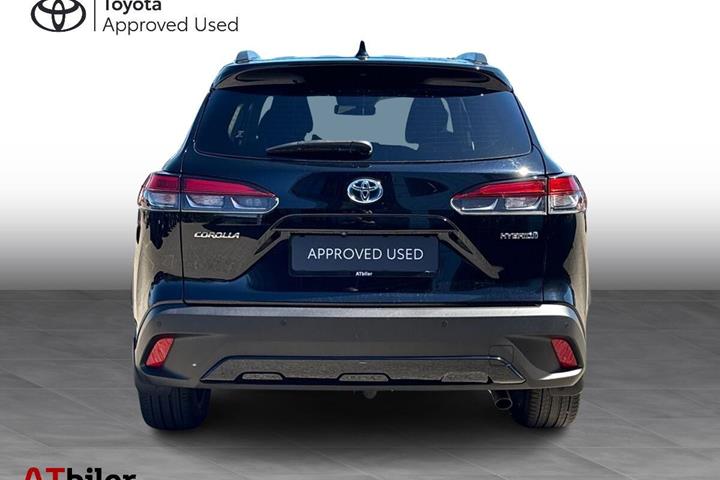 Sort Toyota Corolla Cross fra 2022