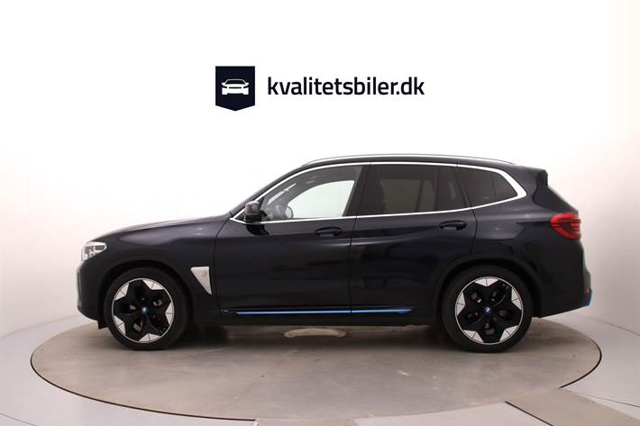 Sort BMW iX3 fra 2021
