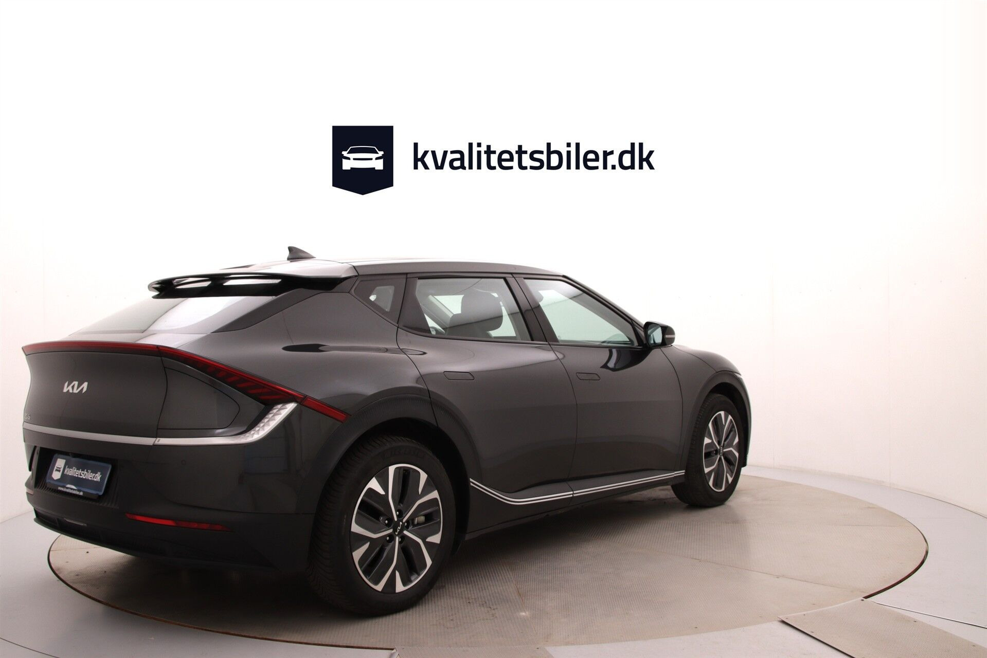 Grå Kia EV6 fra 2023