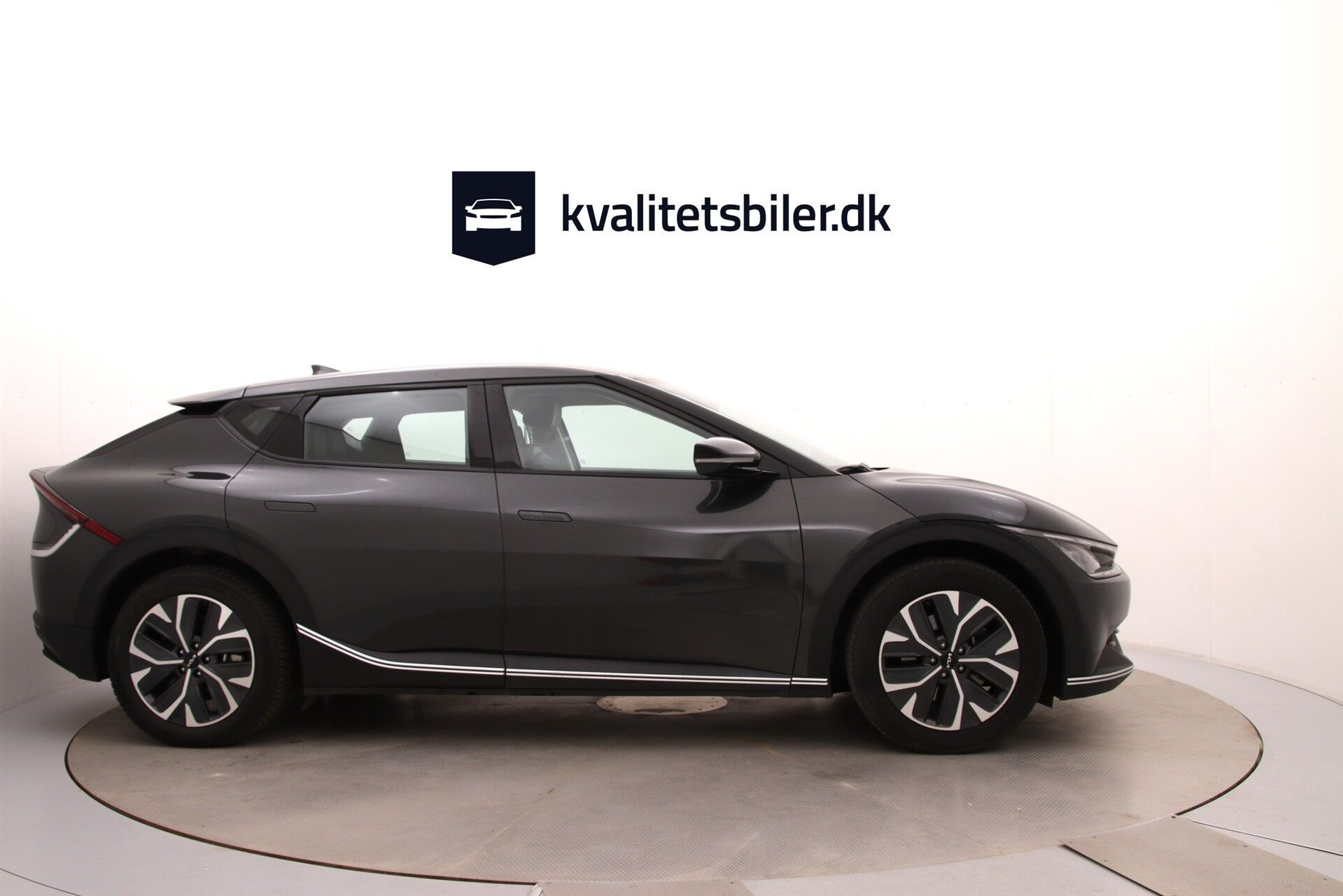 Grå Kia EV6 fra 2023