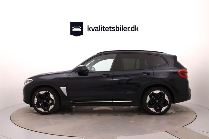Sort BMW iX3 fra 2021