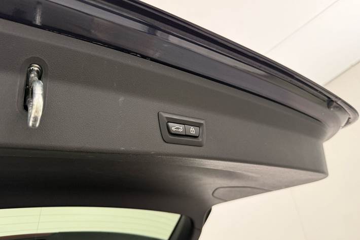 Sort BMW iX3 fra 2021