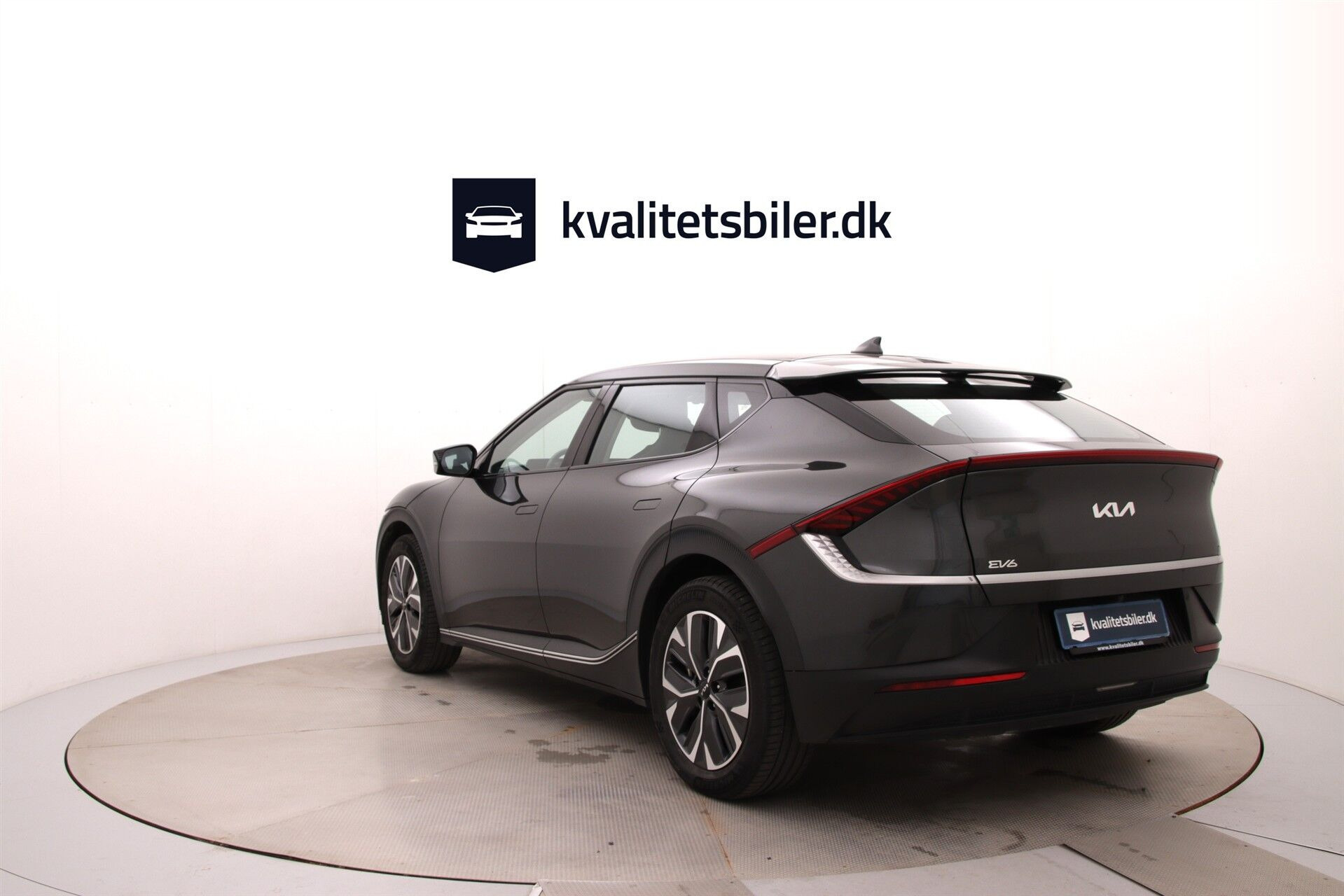 Grå Kia EV6 fra 2023