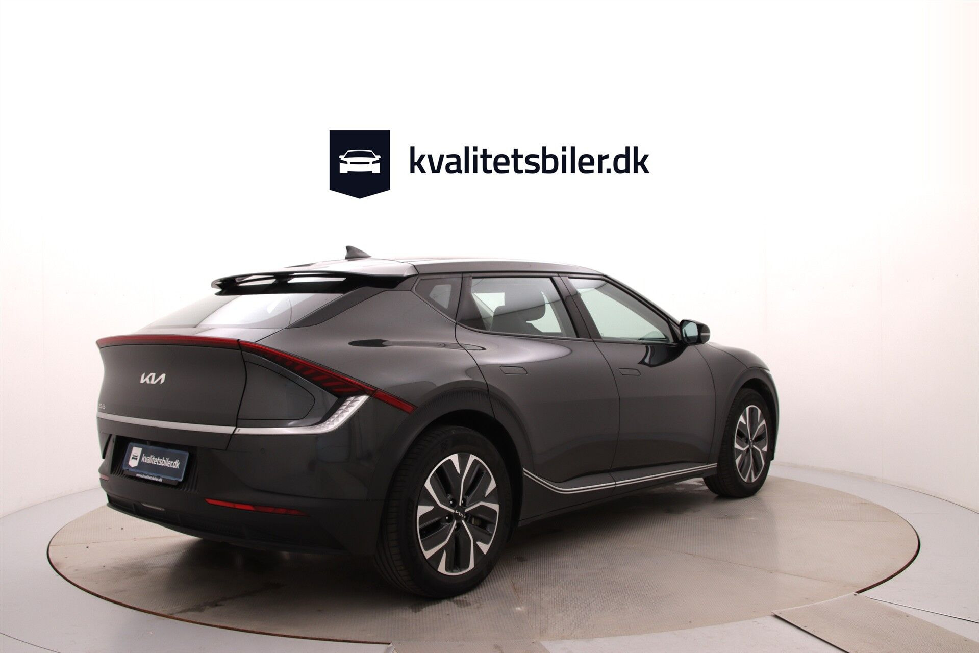 Grå Kia EV6 fra 2023