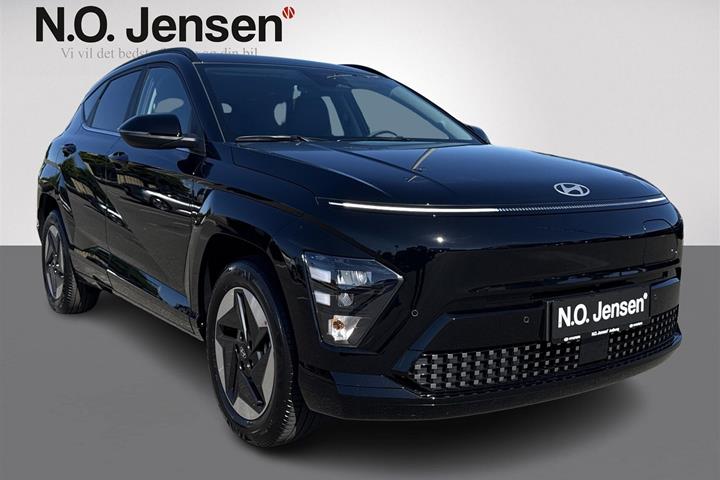 Sort Hyundai Kona fra 2026 set udefra