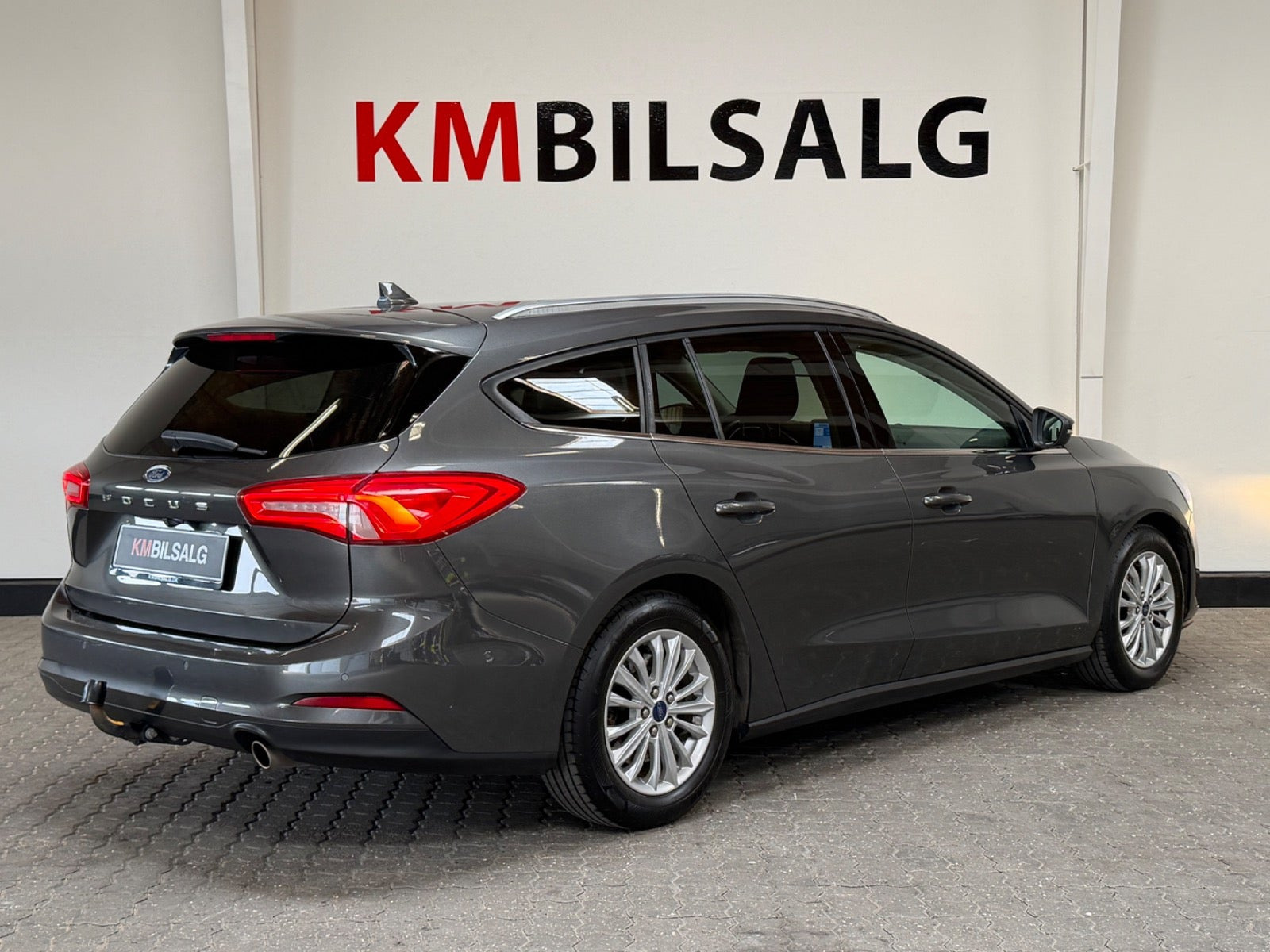 Grå Ford Focus fra 2019