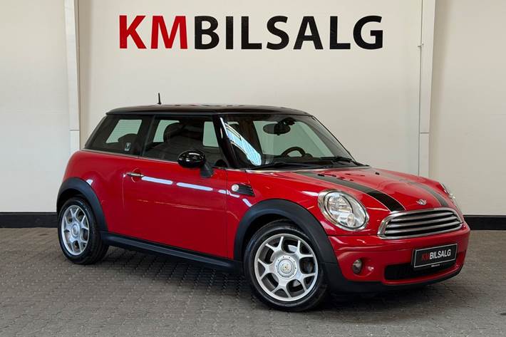 Rød Mini Cooper fra 2008