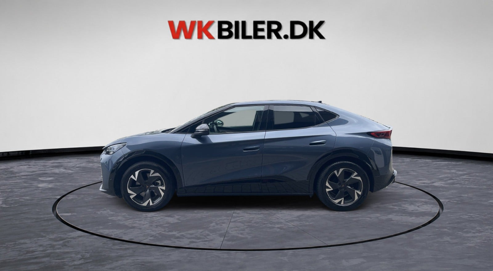 Blå Cupra Tavascan fra 2025
