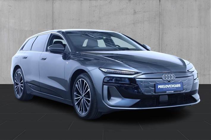 Grå Audi A6 e-tron fra 2025