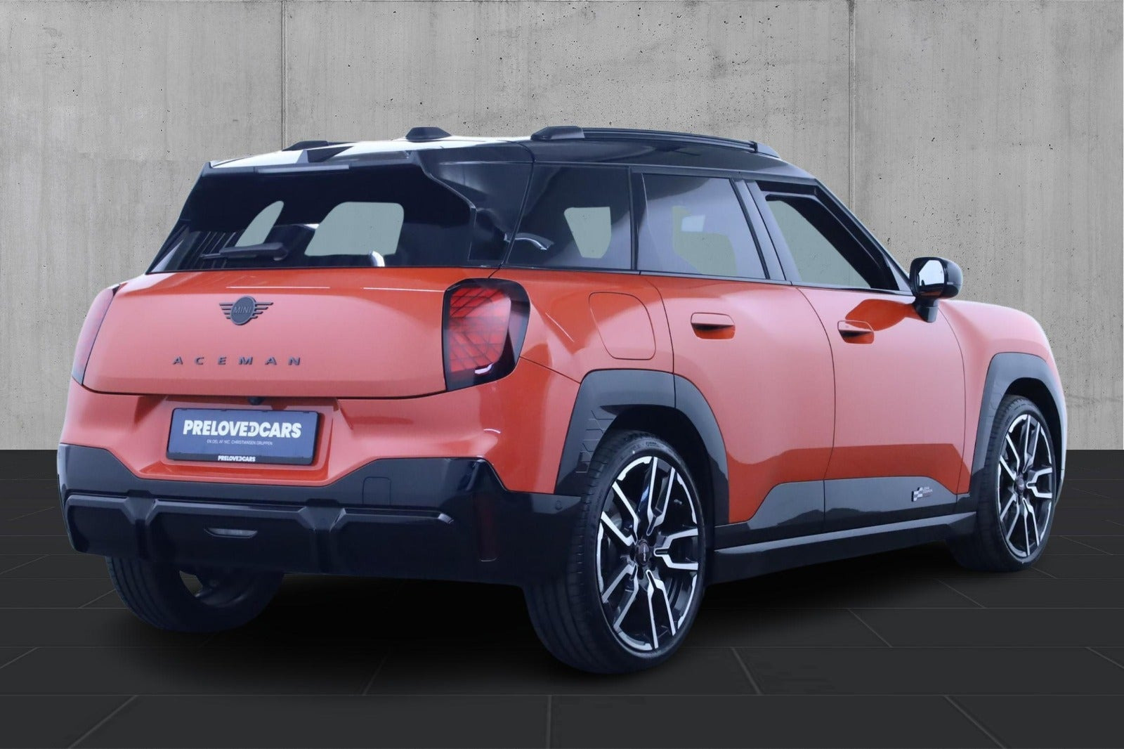 Orange Mini Aceman E fra 2025