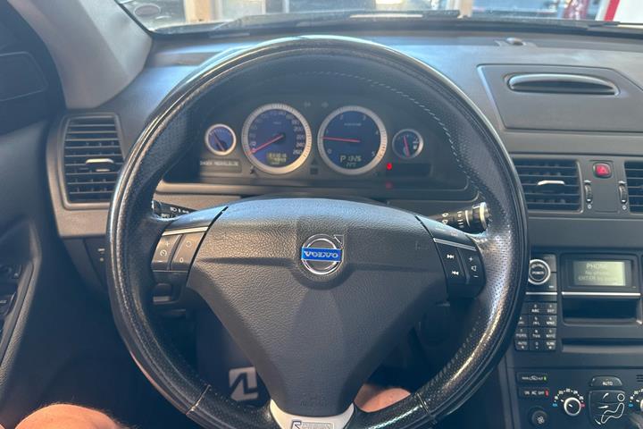 Hvid Volvo XC90 fra 2011