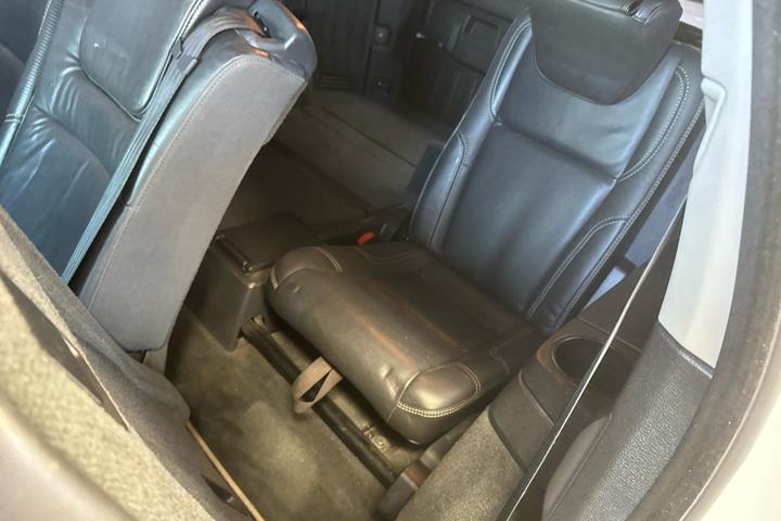 Hvid Volvo XC90 fra 2011