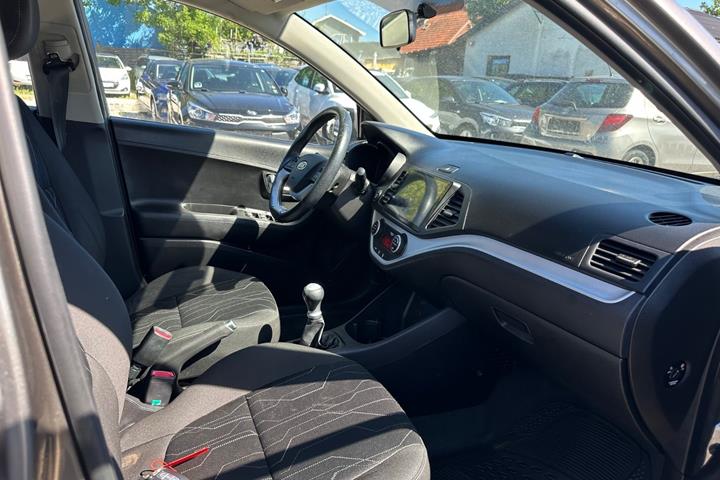 Beige Kia Picanto fra 2012