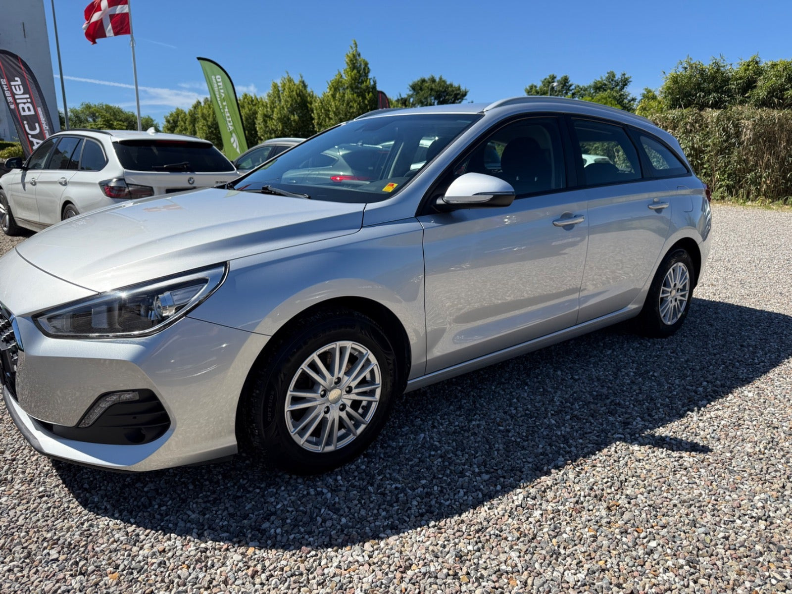 Sølv Hyundai i30 fra 2020