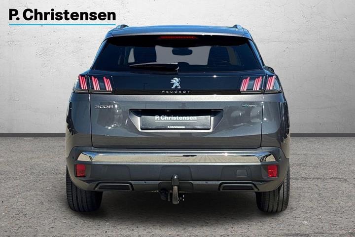 Grå Peugeot 3008 fra 2021