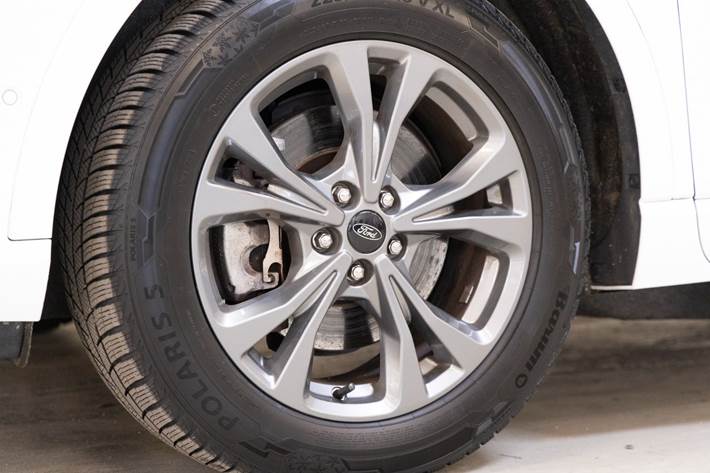 Hvid Ford Kuga fra 2020