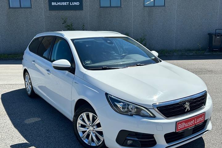 Hvid Peugeot 308 fra 2019