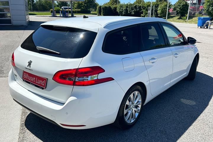 Hvid Peugeot 308 fra 2019