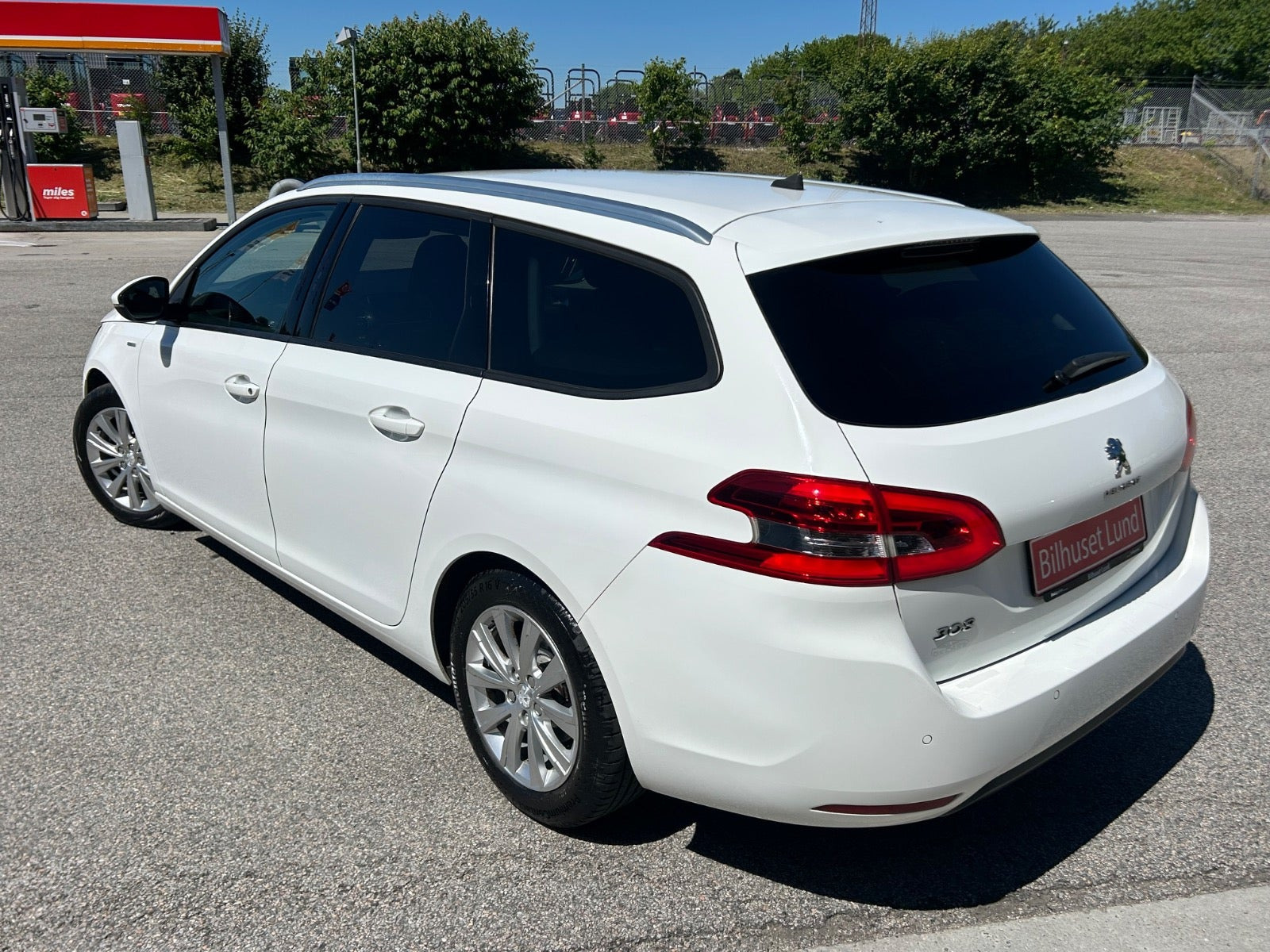 Hvid Peugeot 308 fra 2019