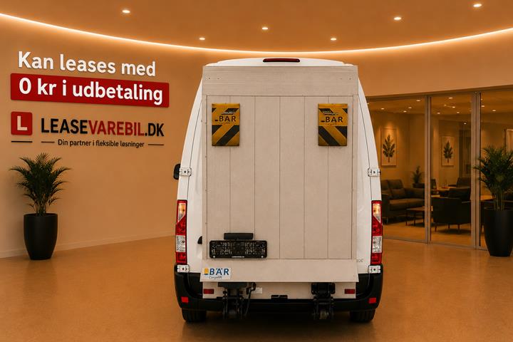 Hvid Renault Master IV T45 fra 2020 set udefra