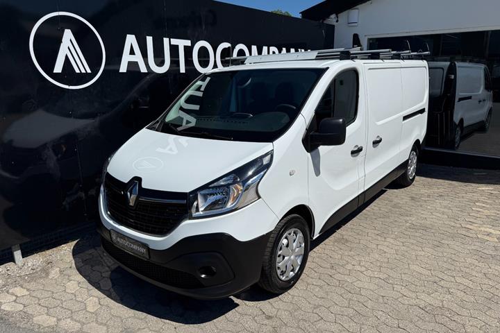 Hvid Renault Trafic T29 fra 2021