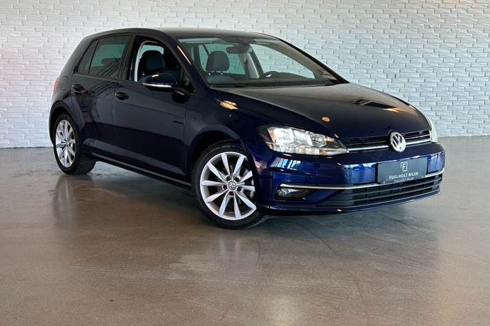 Blå VW Golf VII fra 2020