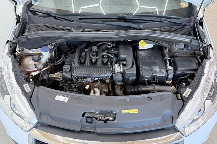 Hvid Peugeot 208 fra 2019