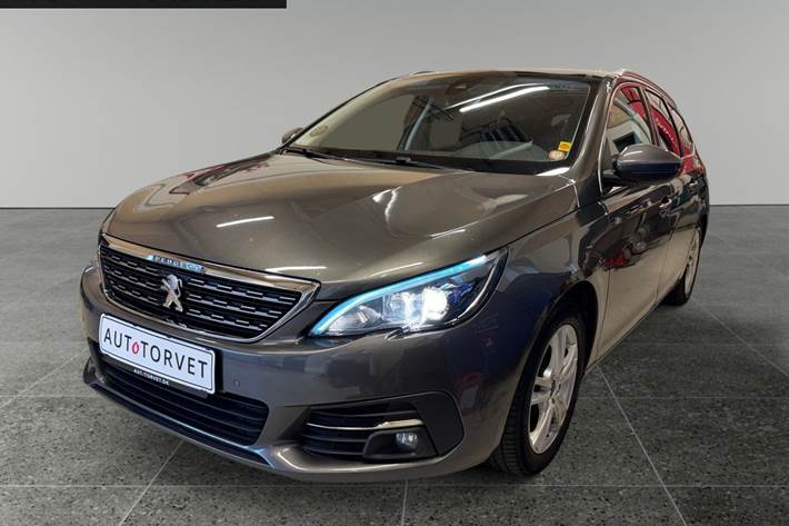 Grå Peugeot 308 fra 2018