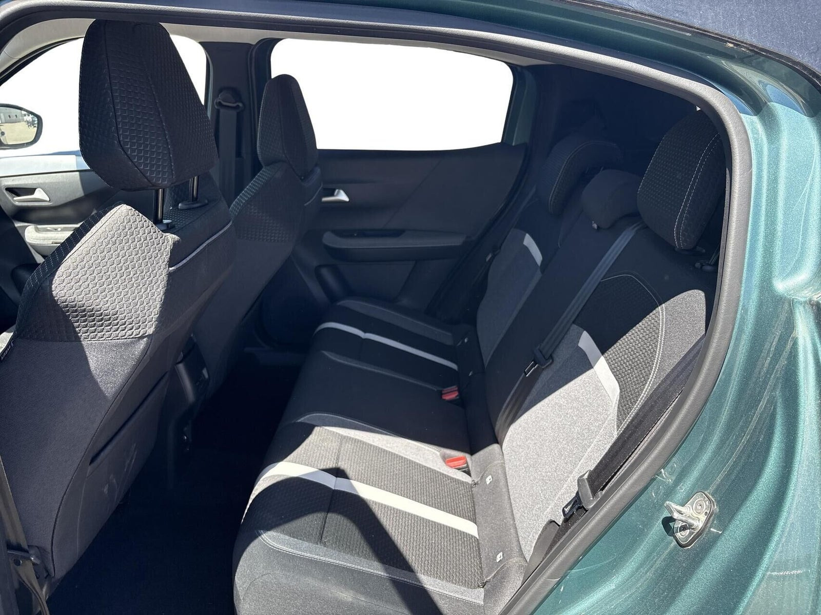 Grøn Opel Frontera fra 2025