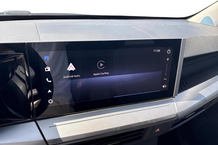 Grøn Opel Frontera fra 2025