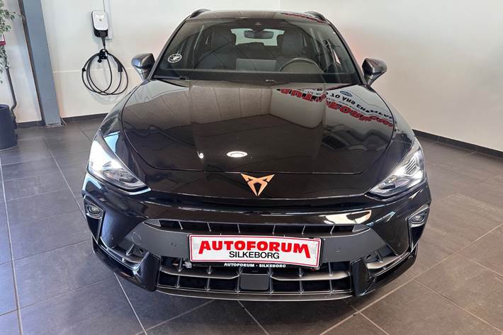 Sort Cupra Leon fra 2025