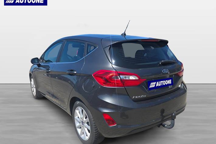 Grå Ford Fiesta fra 2018